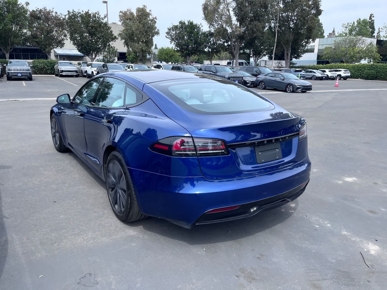 Thumbnail: 2023 Tesla Model S - 4