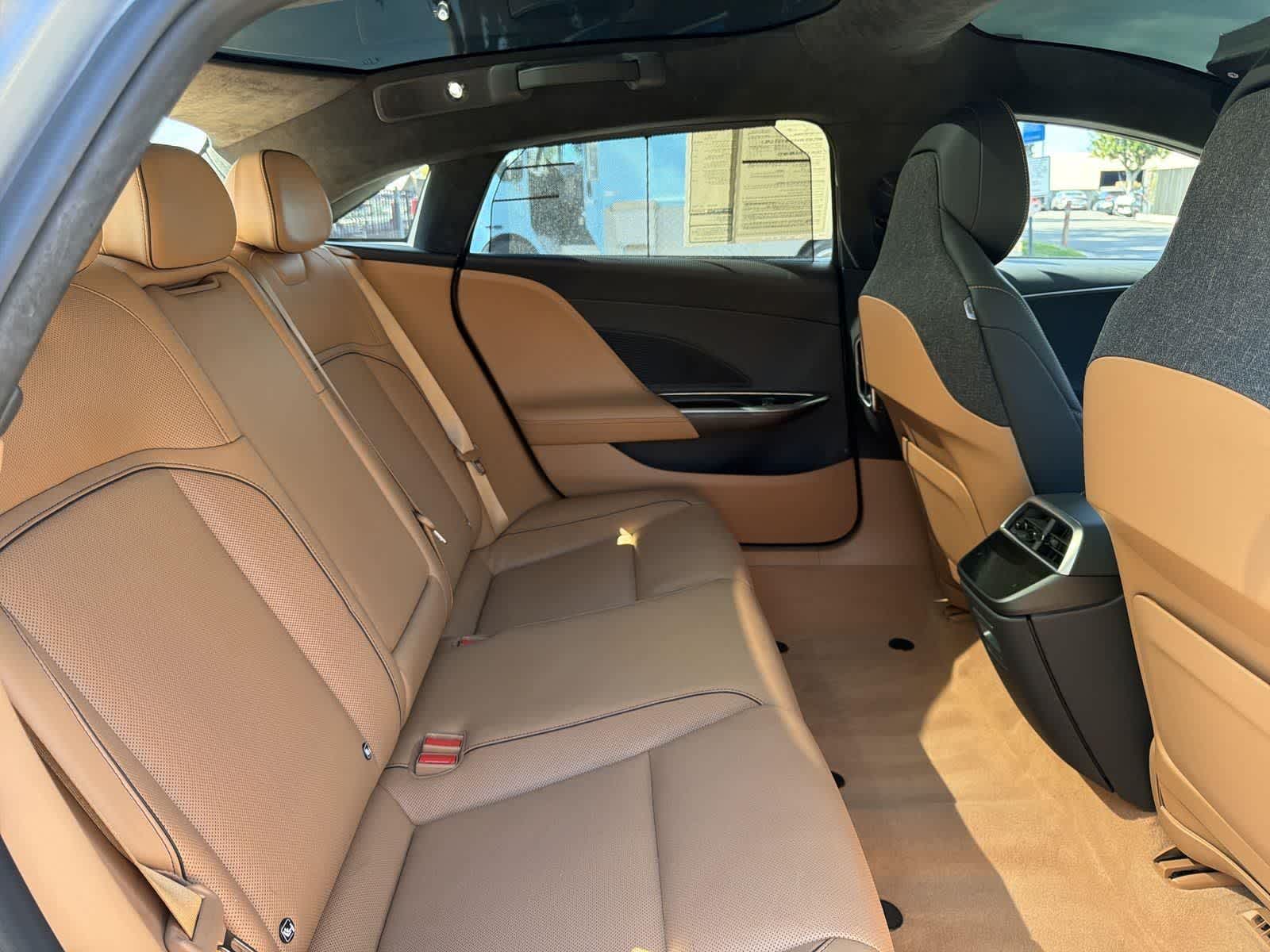 Thumbnail: 2024 Lucid Air - 32