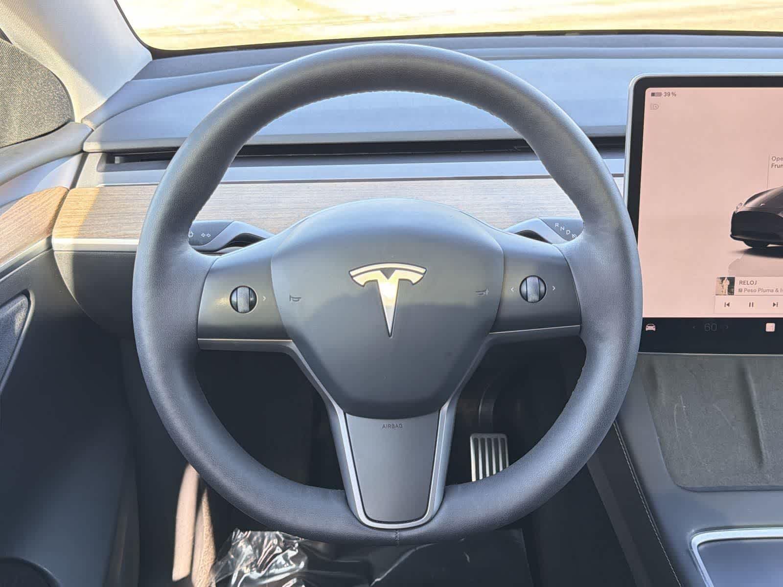 Thumbnail: 2023 Tesla Model Y - 12