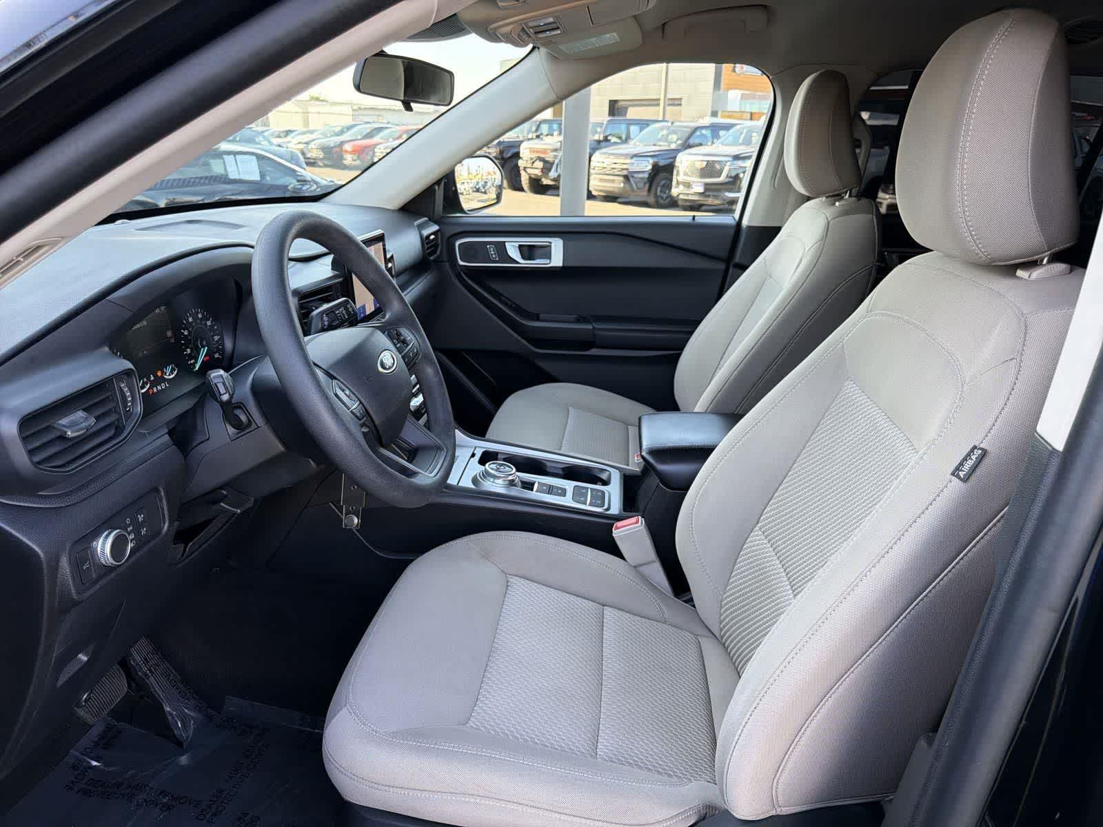 Thumbnail: 2021 Ford Explorer - 23