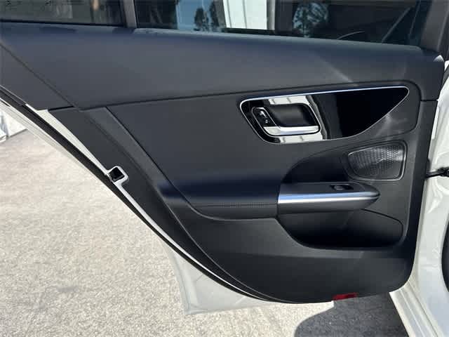 Thumbnail: 2022 Mercedes-Benz C-Class - 30