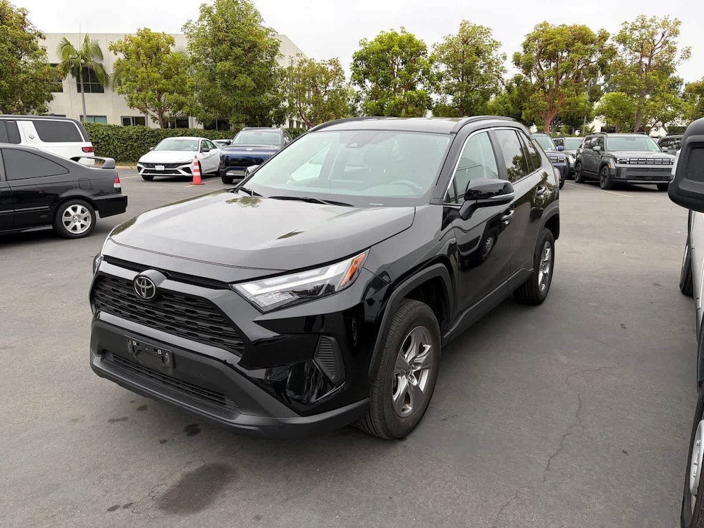 Used 2025 Toyota RAV4 XLE SUV