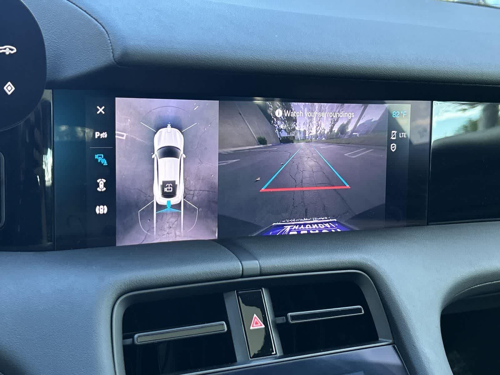 Thumbnail: 2023 Porsche Taycan - 18