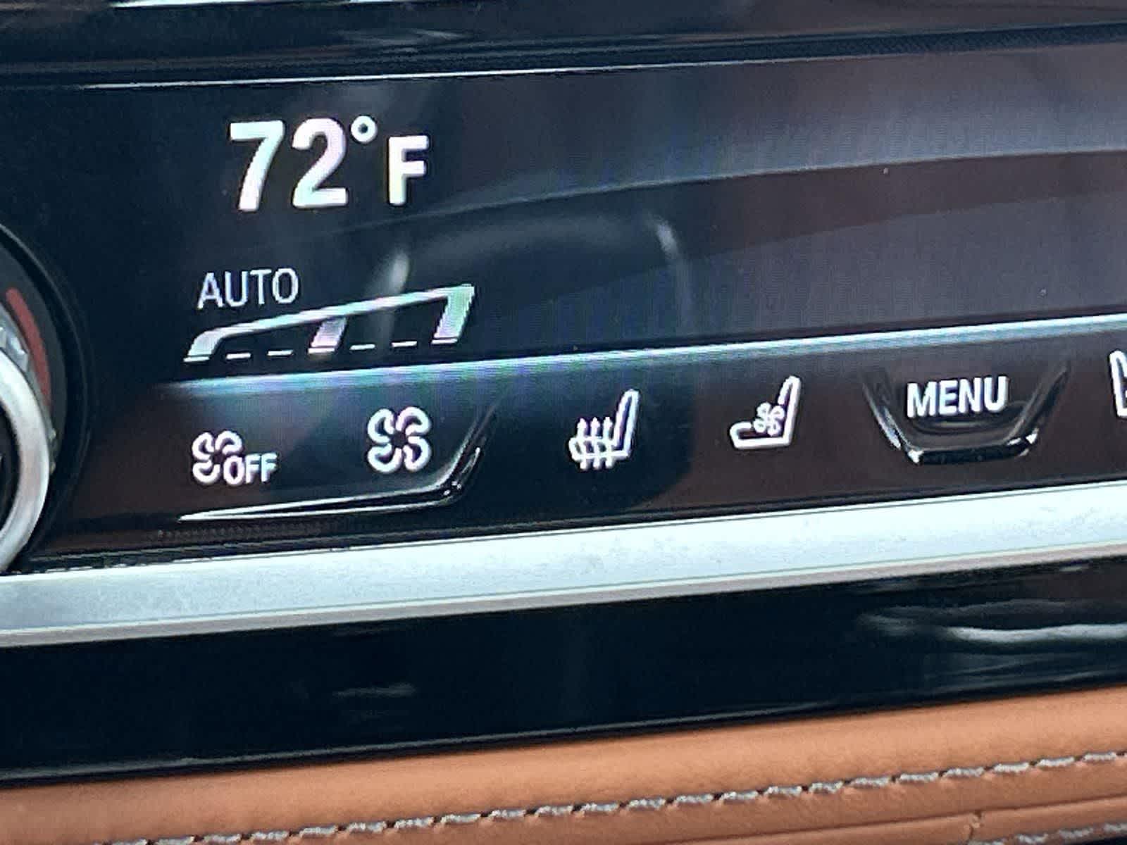 Thumbnail: 2023 BMW M5 - 25