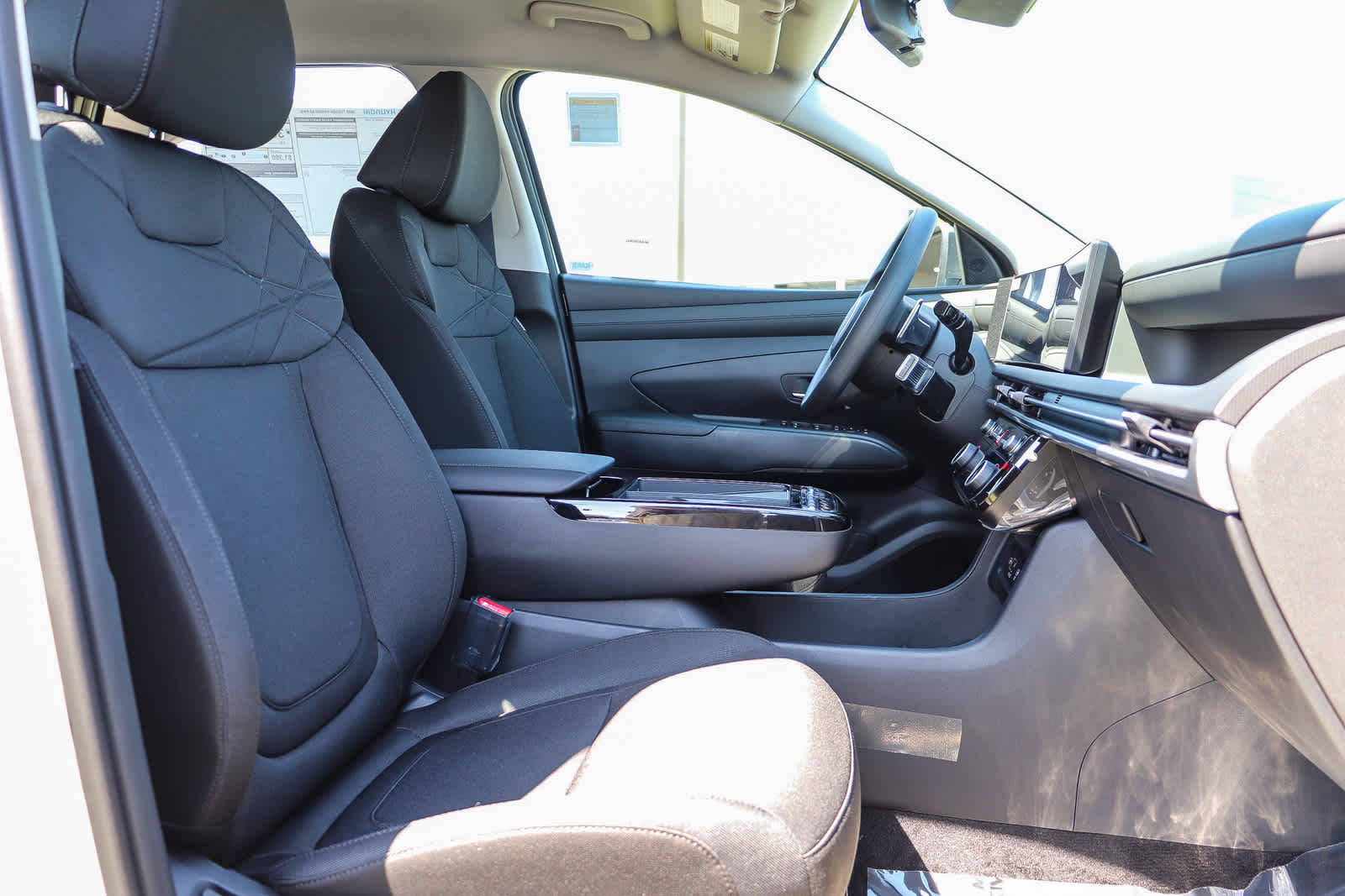 2026 Hyundai Tucson SE - Photo 17