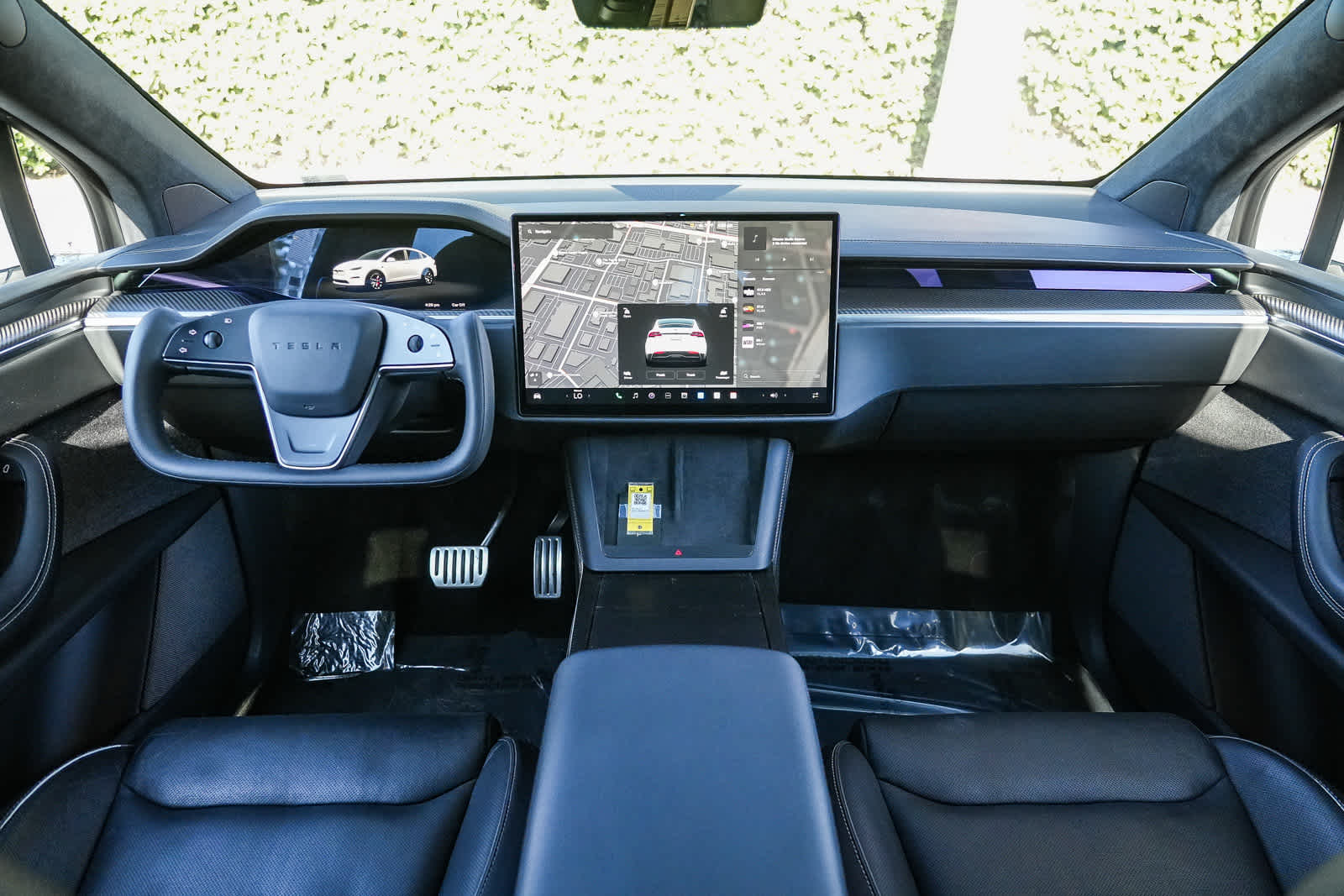 Thumbnail: 2023 Tesla Model X - 12