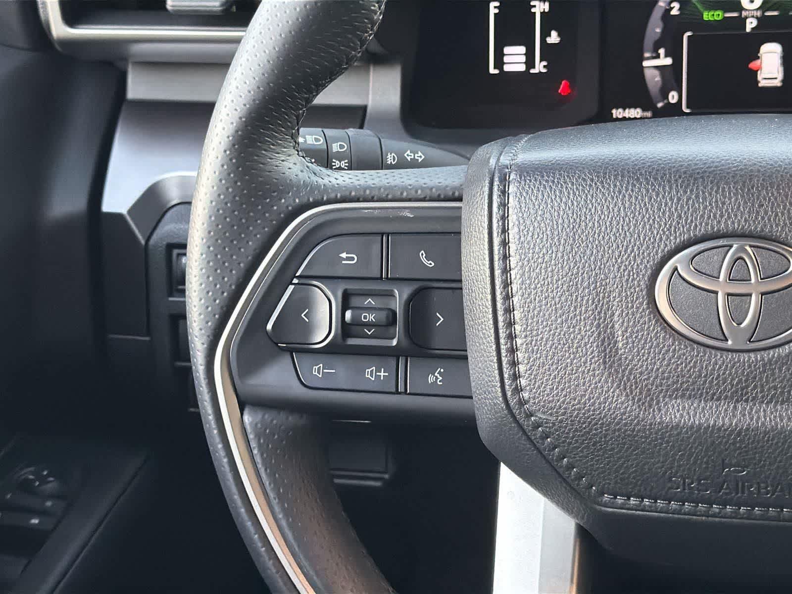 Thumbnail: 2025 Toyota 4Runner - 12