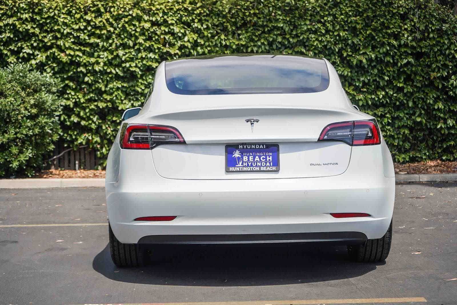 Thumbnail: 2022 Tesla Model 3 - 5
