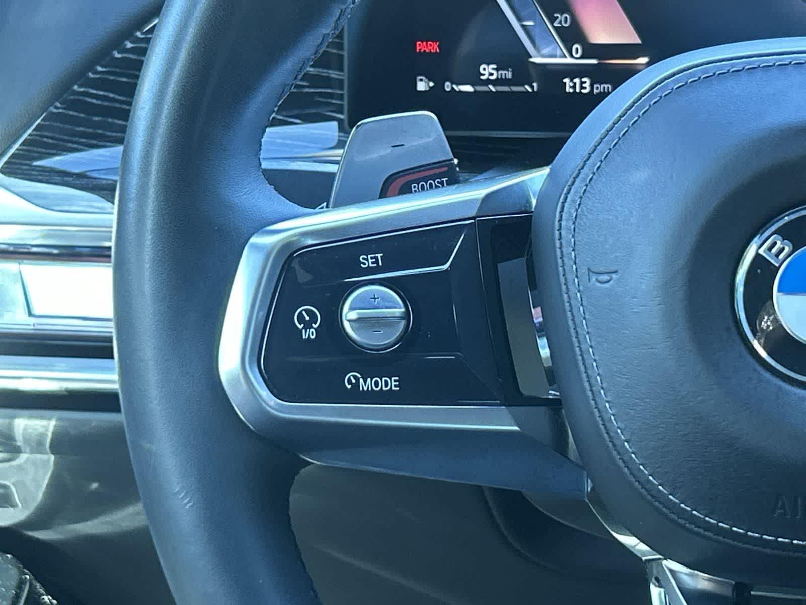 Thumbnail: 2023 BMW 7 Series - 16