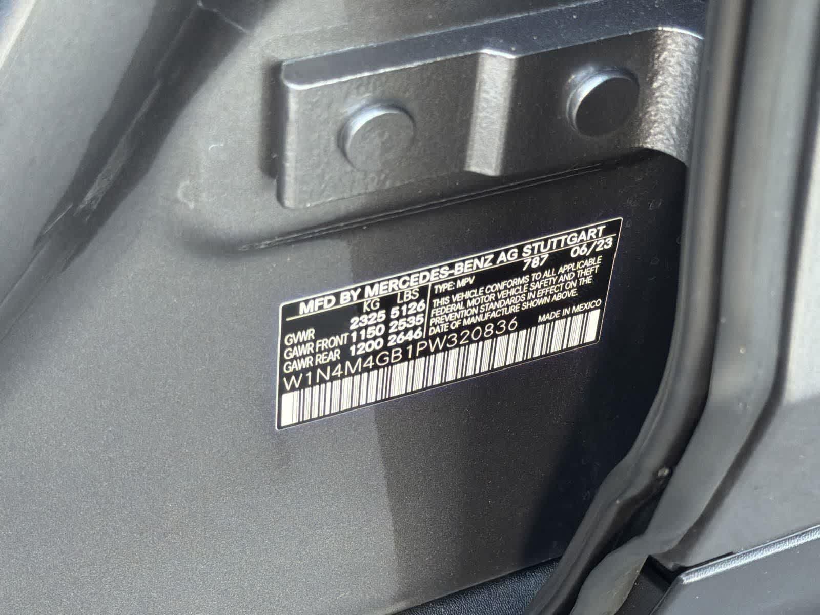 Thumbnail: 2023 Mercedes-Benz GLB - 9