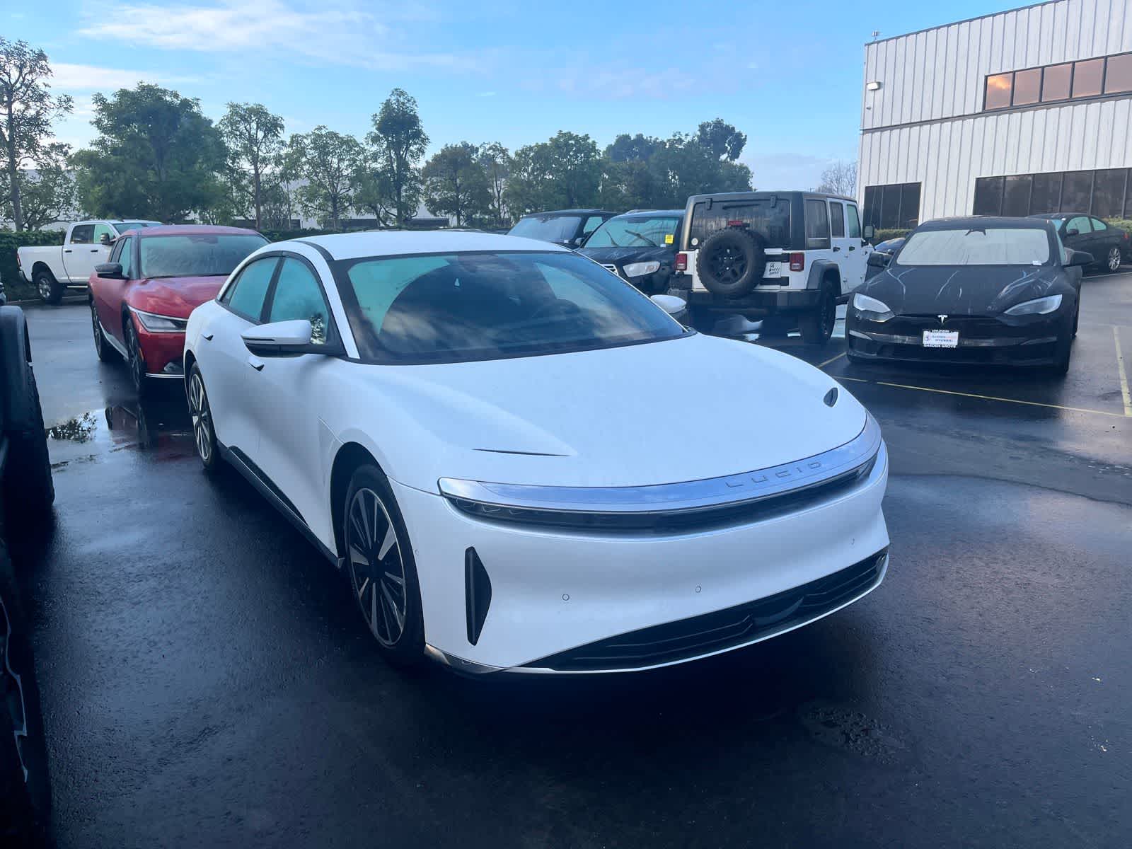 Thumbnail: 2023 Lucid Air - 2
