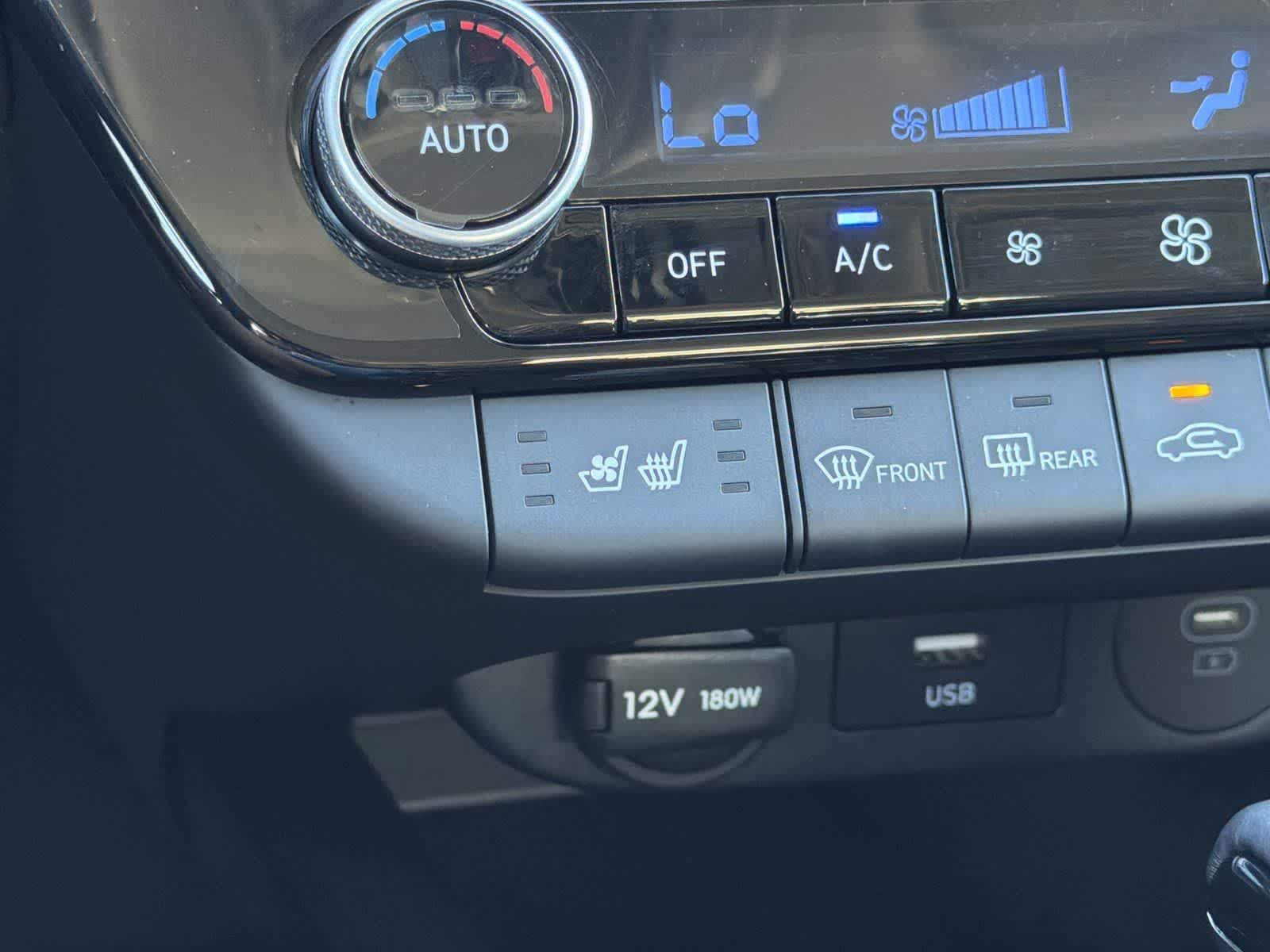 Thumbnail: 2025 Hyundai Elantra - 22