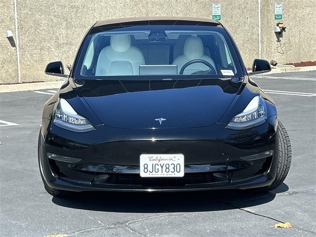 Thumbnail: 2018 Tesla Model 3 - 2