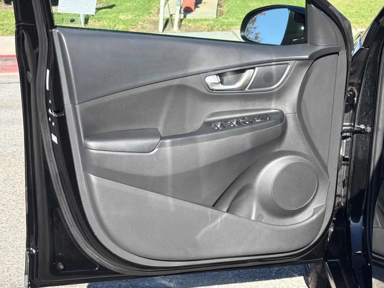 Thumbnail: 2023 Hyundai Kona - 22