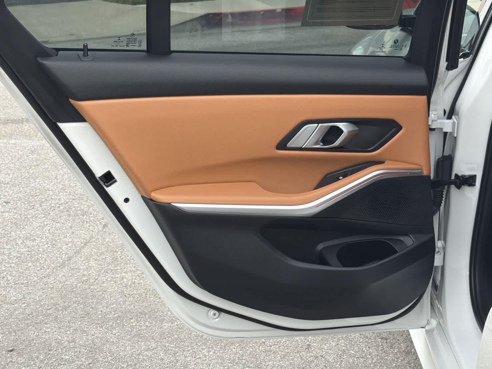 Thumbnail: 2023 BMW 3 Series - 28