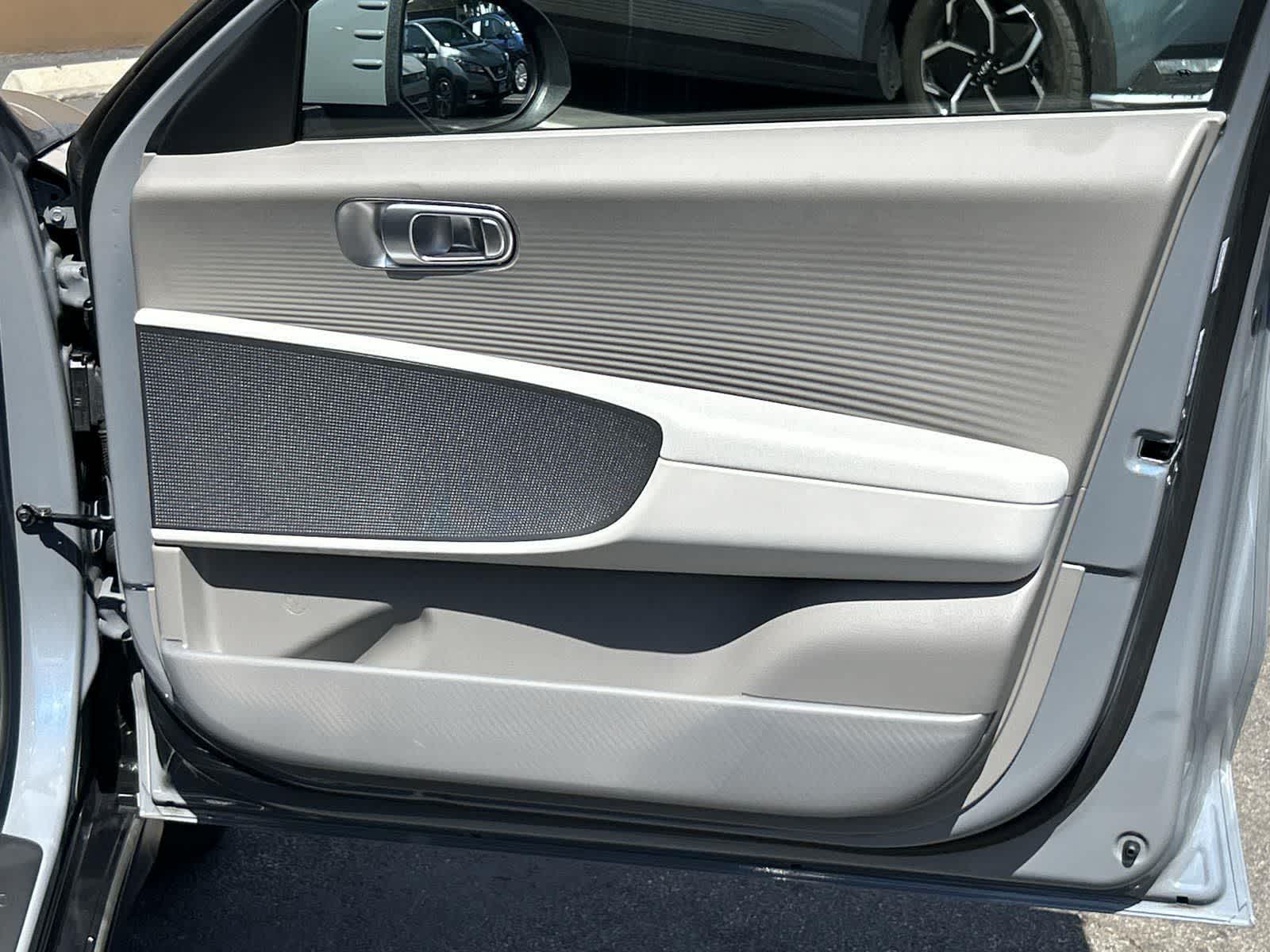 Thumbnail: 2025 Hyundai Ioniq 6 - 34