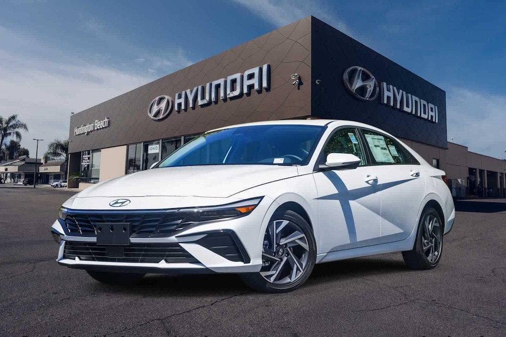 New 2026 Hyundai Elantra Limited Sedan
