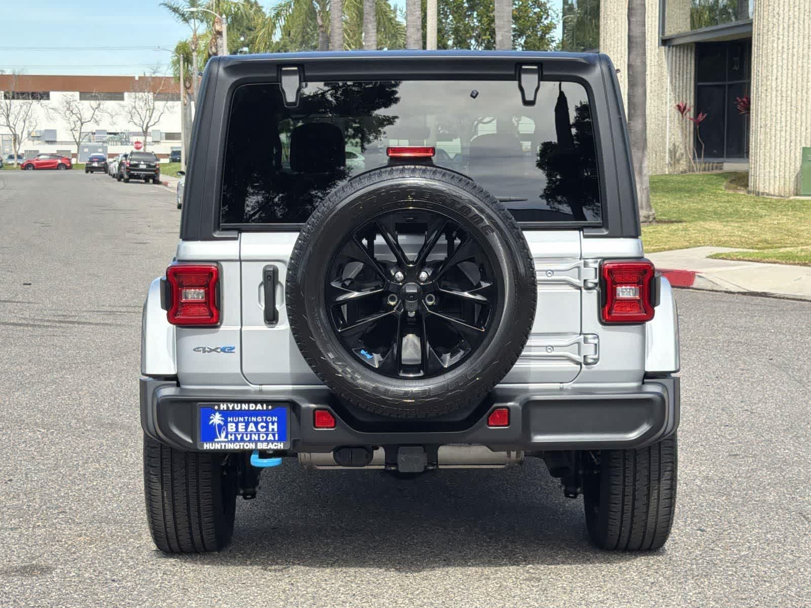 Thumbnail: 2023 Jeep Wrangler - 5