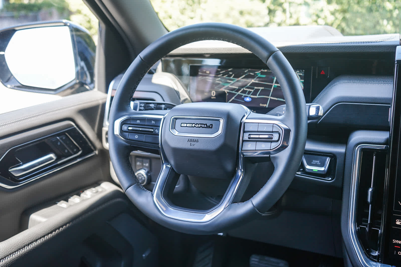 Thumbnail: 2025 GMC Yukon XL - 14