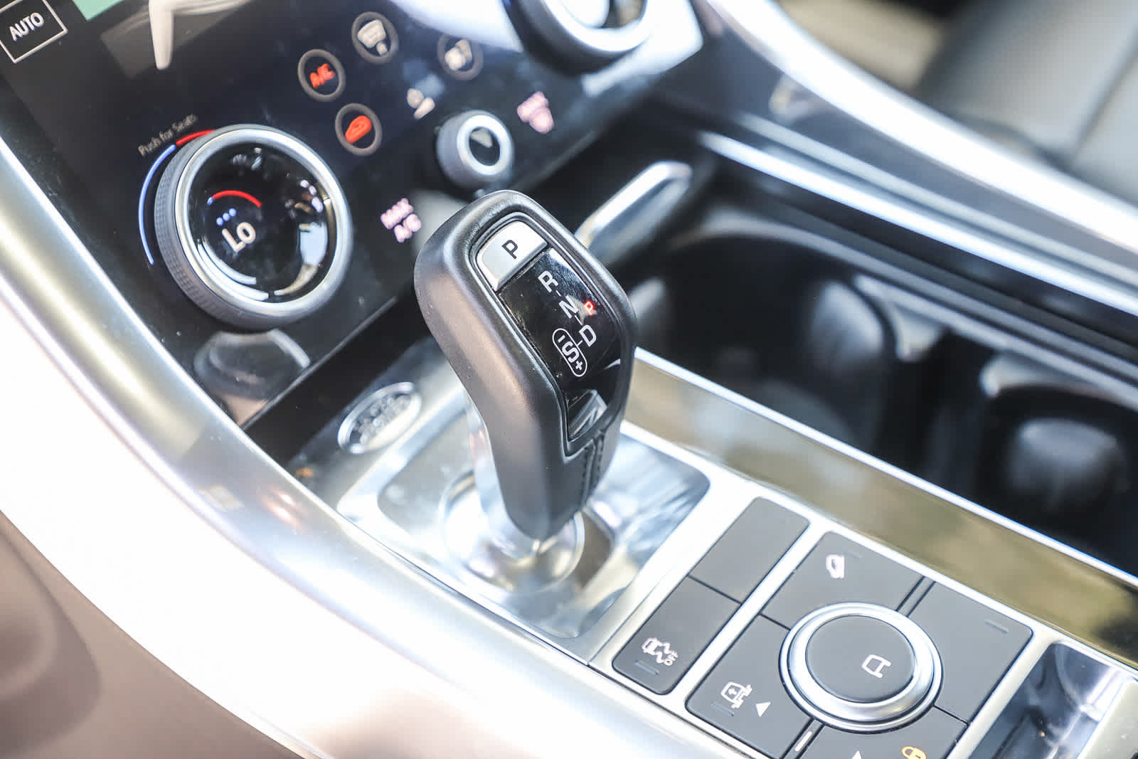 Thumbnail: 2022 Land Rover Range Rover Sport - 23