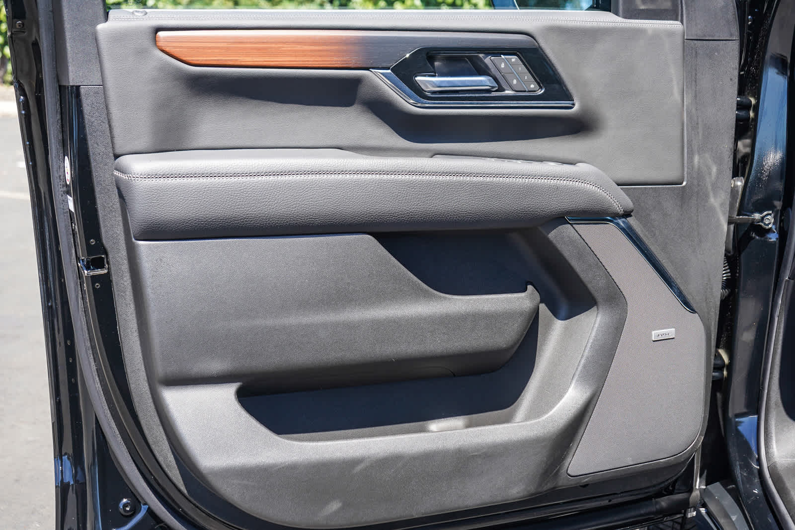 Thumbnail: 2025 GMC Yukon XL - 19