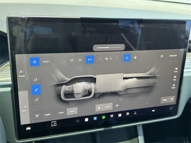 Thumbnail: 2022 Tesla Model X - 17