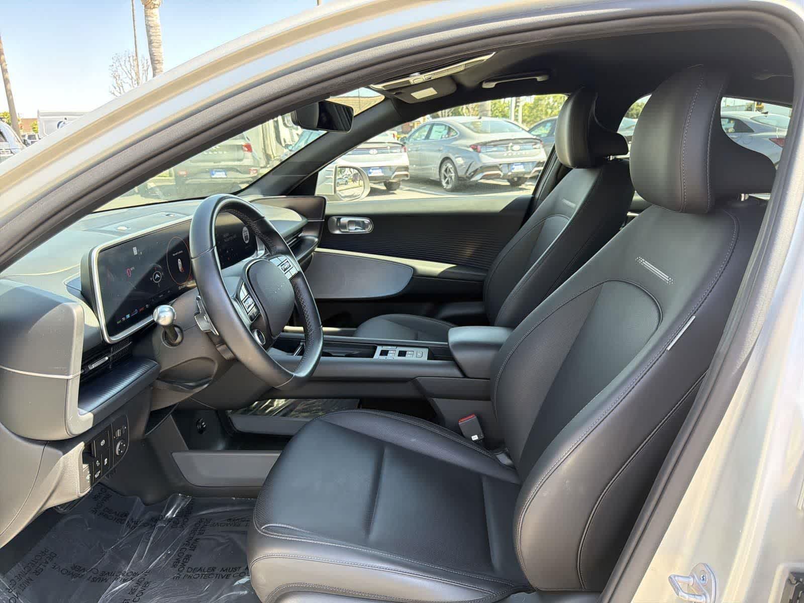 Thumbnail: 2023 Hyundai Ioniq 6 - 23