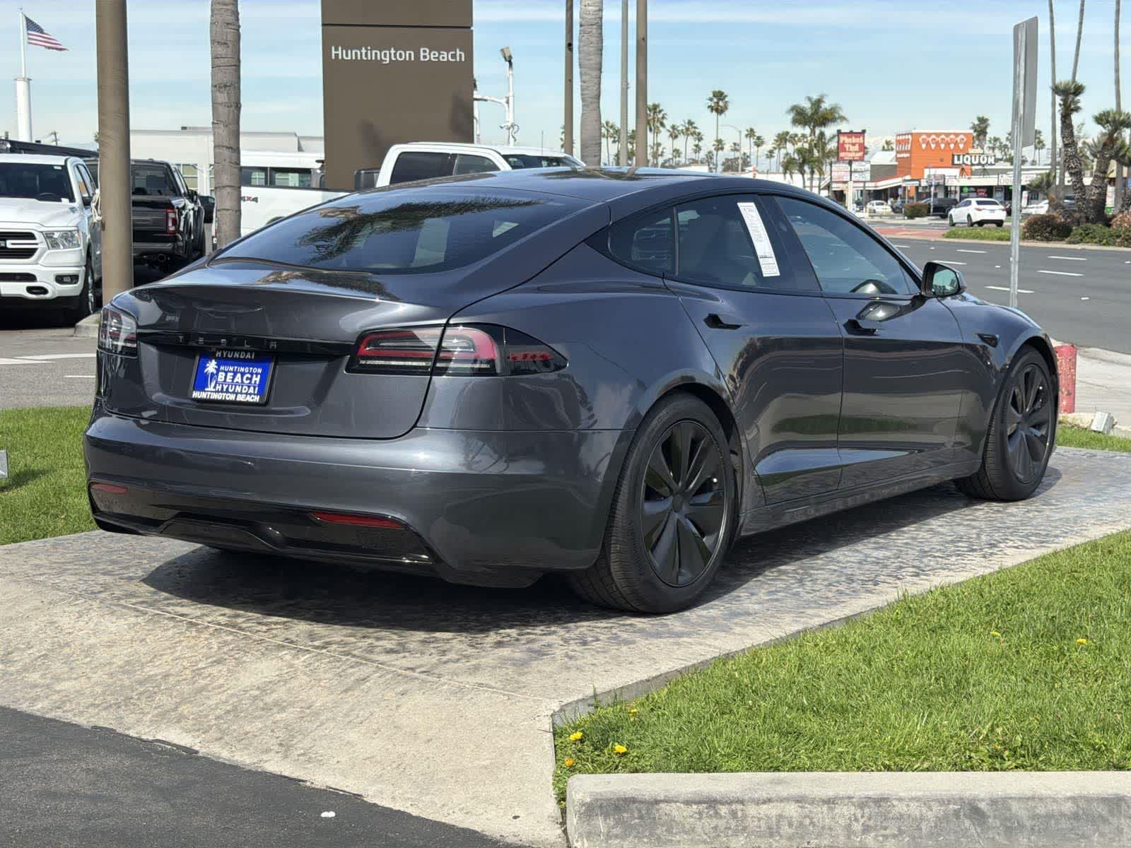 Thumbnail: 2023 Tesla Model S - 6