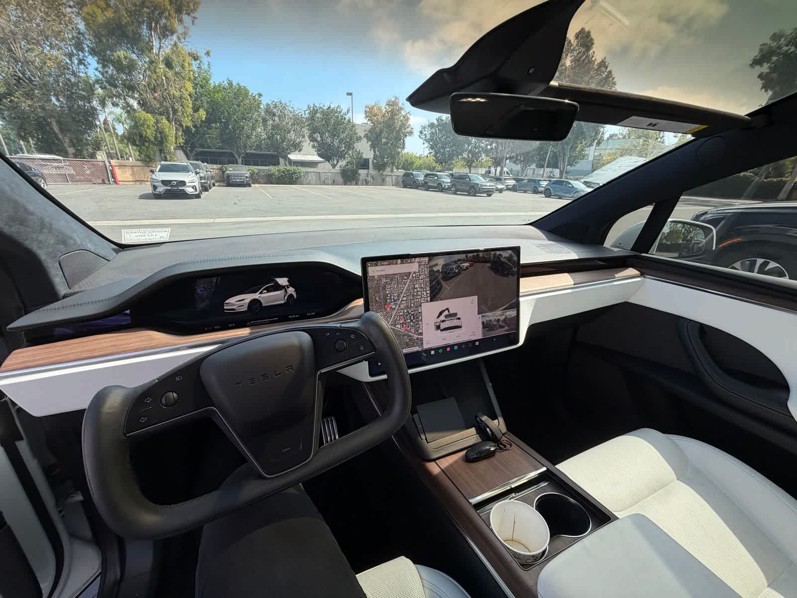 Thumbnail: 2022 Tesla Model X - 7