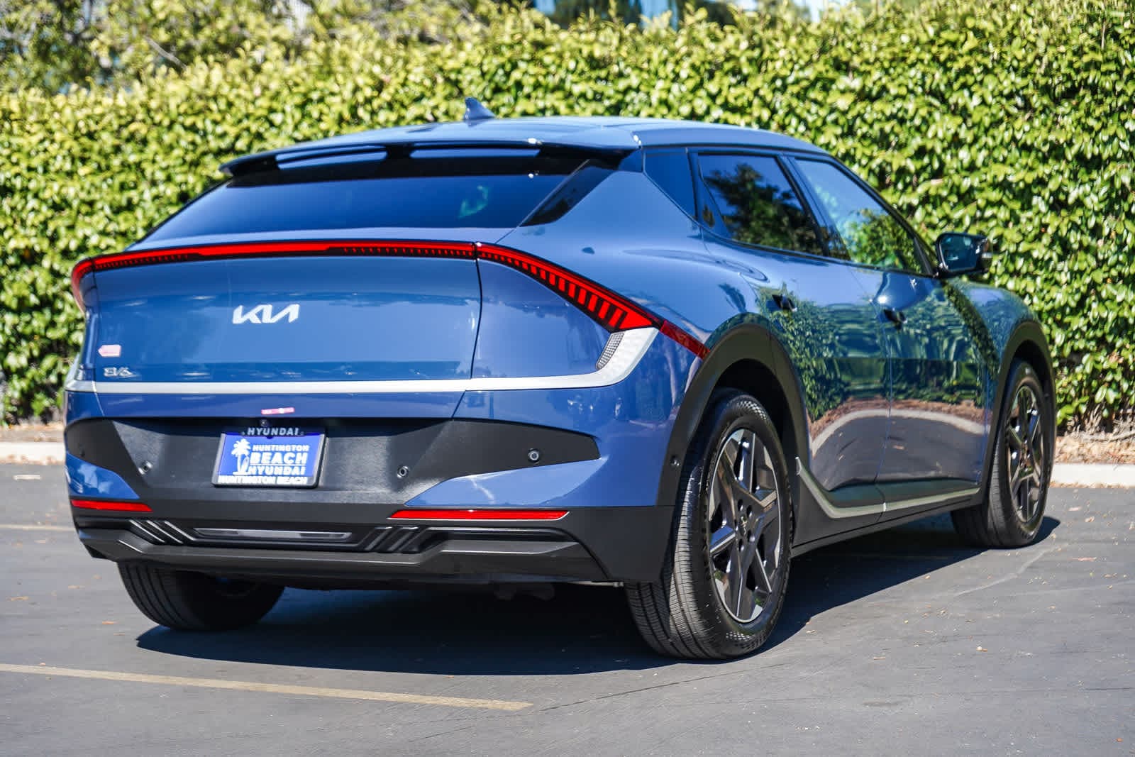 Thumbnail: 2025 Kia EV6 - 6