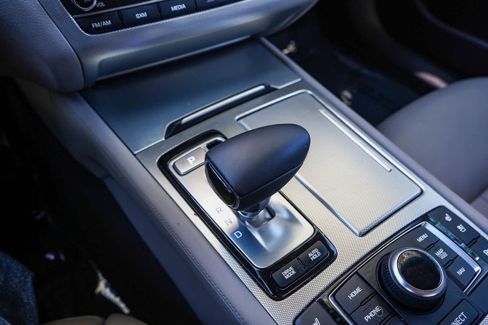 Thumbnail: 2019 Genesis G80 - 24