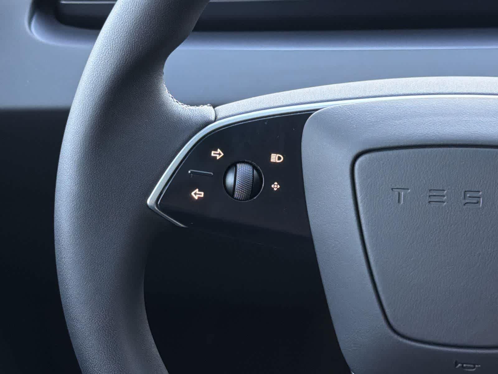 Thumbnail: 2025 Tesla Model 3 - 13