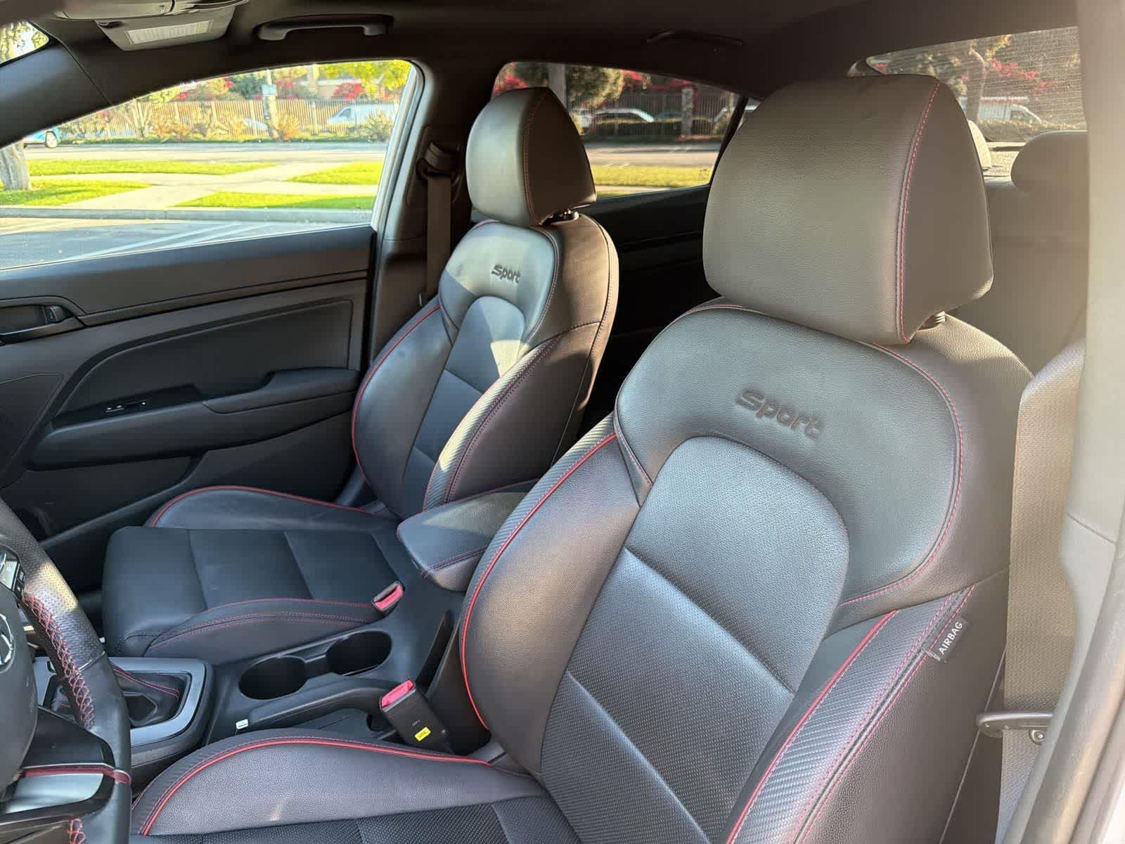 Thumbnail: 2020 Hyundai Elantra - 28