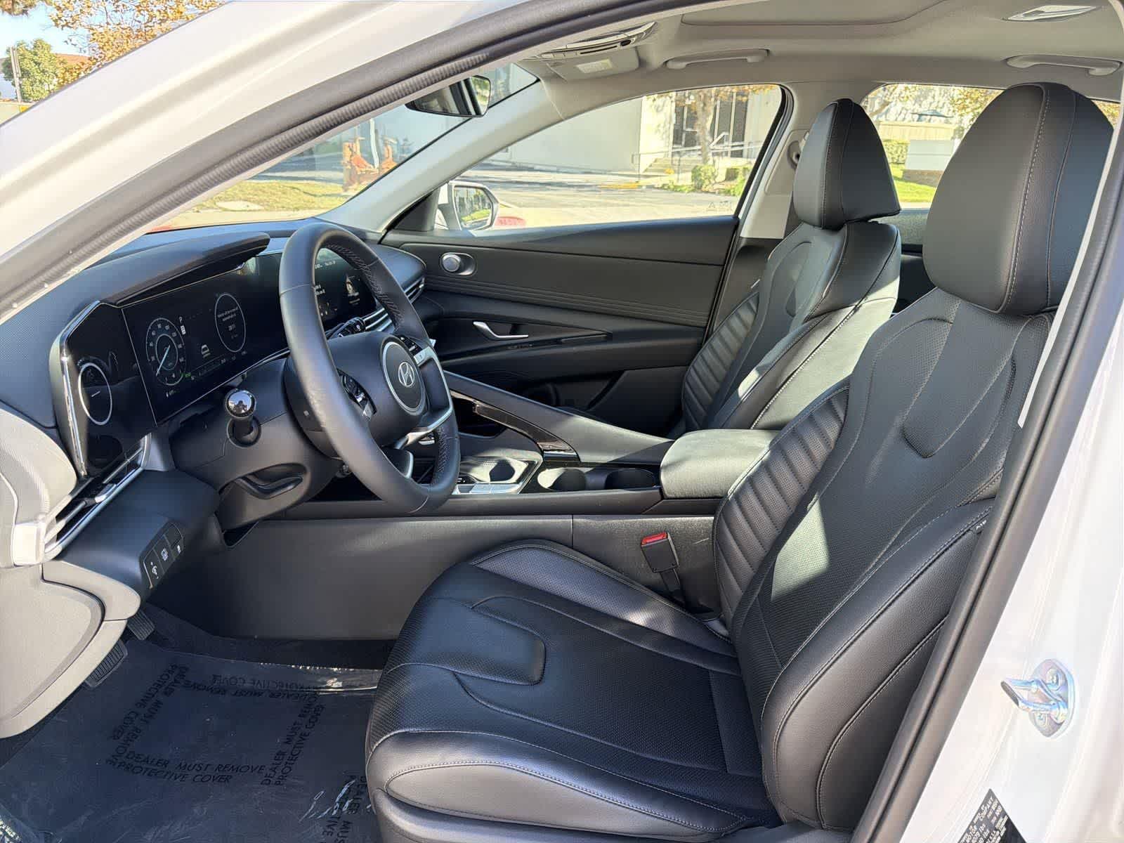 Thumbnail: 2025 Hyundai Elantra - 26