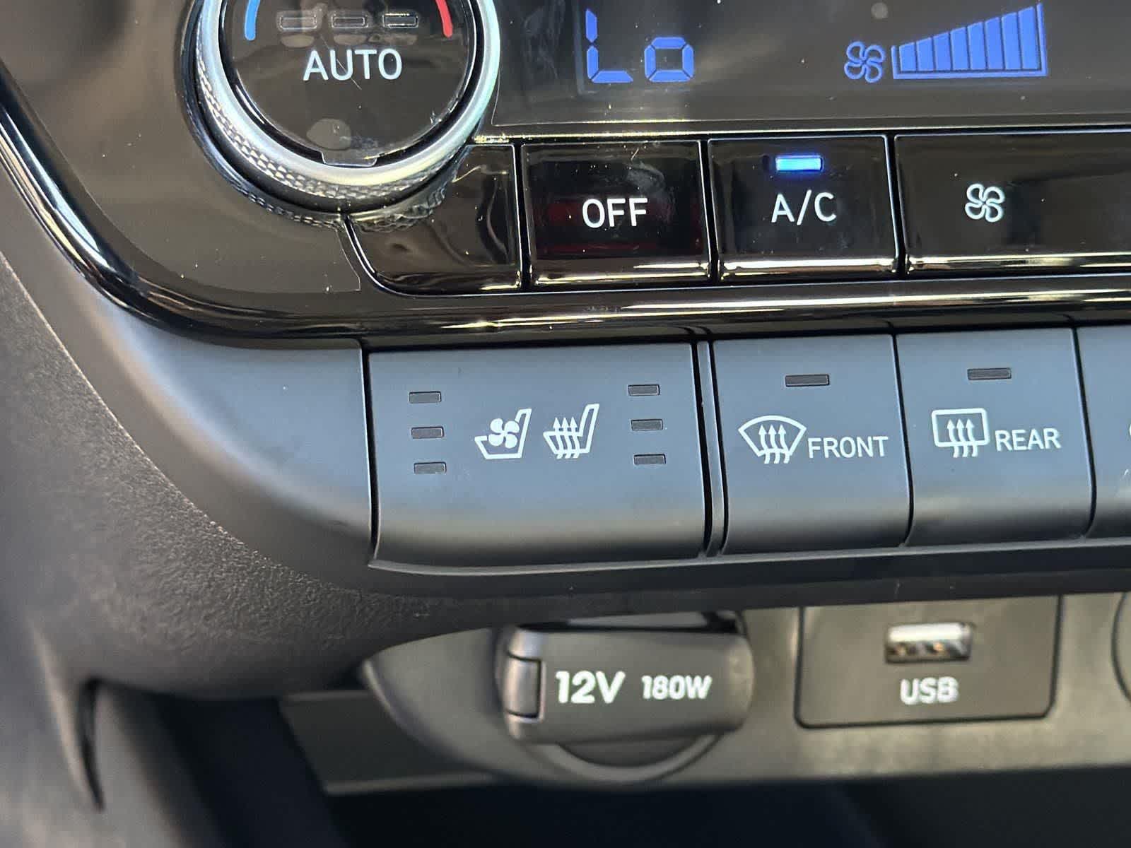 Thumbnail: 2025 Hyundai Elantra - 22