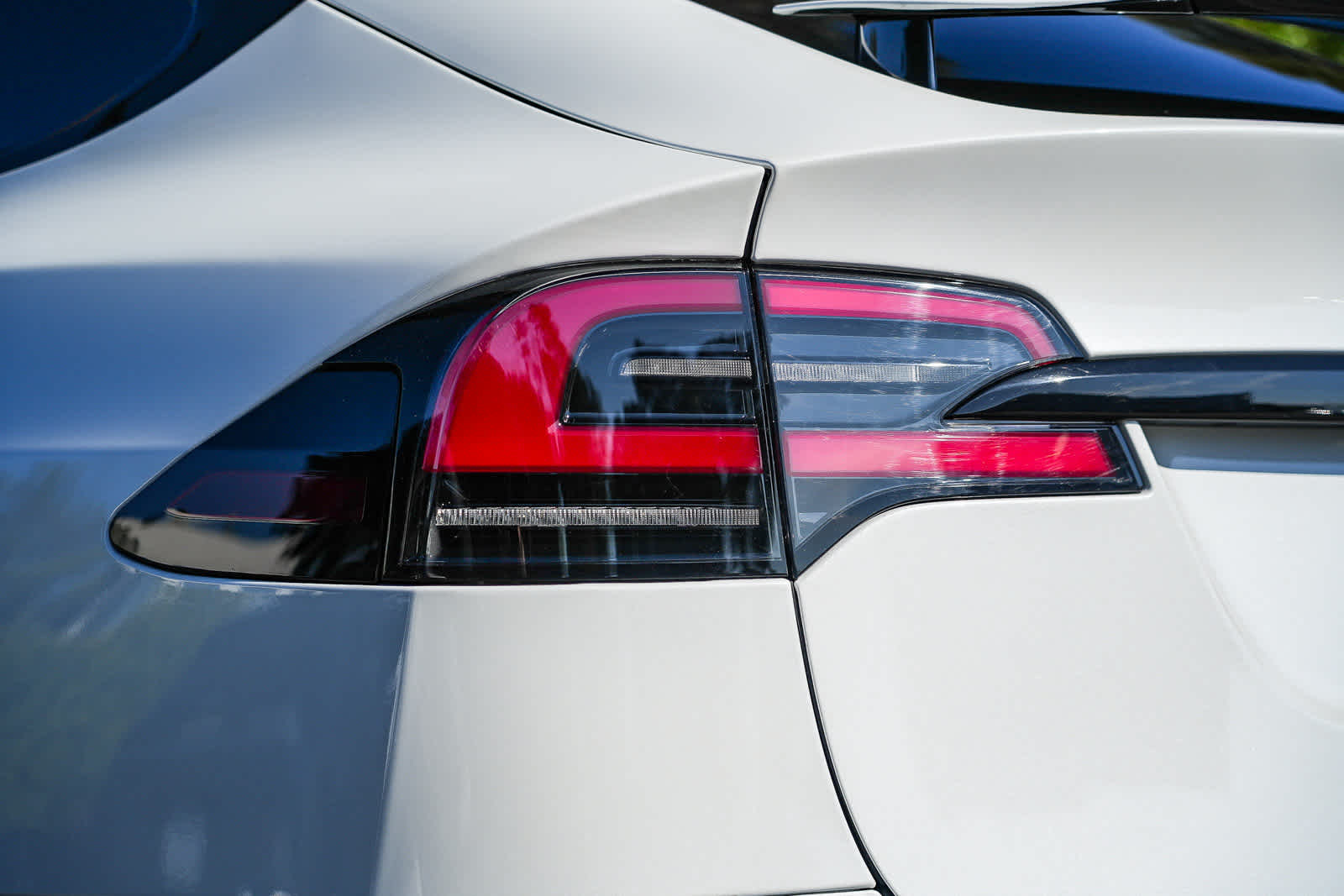 Thumbnail: 2023 Tesla Model X - 9