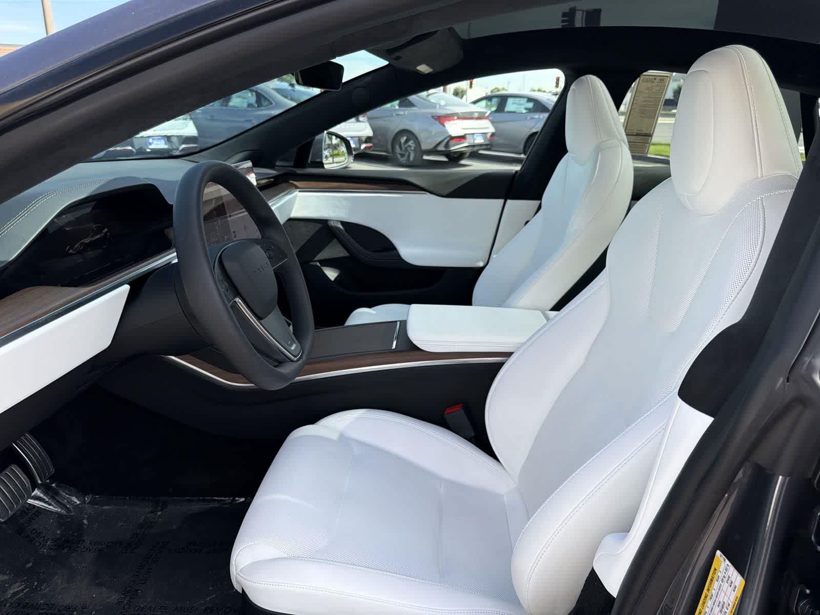 Thumbnail: 2023 Tesla Model S - 26