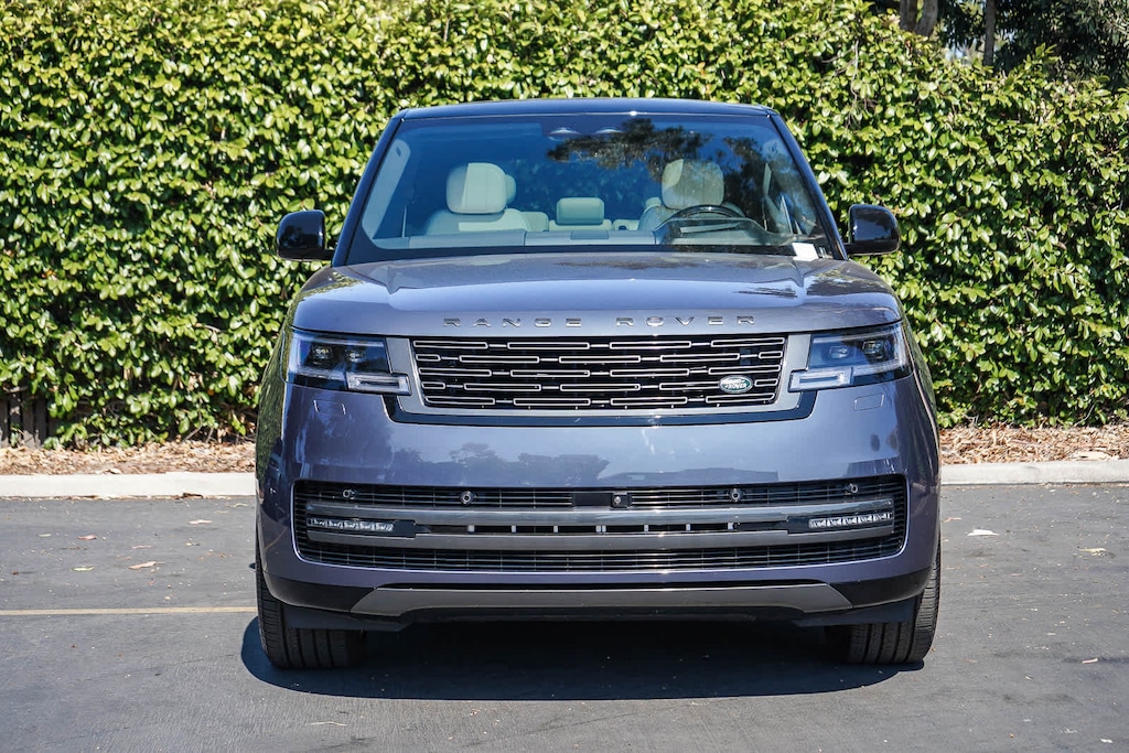 Used 2025 Land Rover Range Rover SE SUV