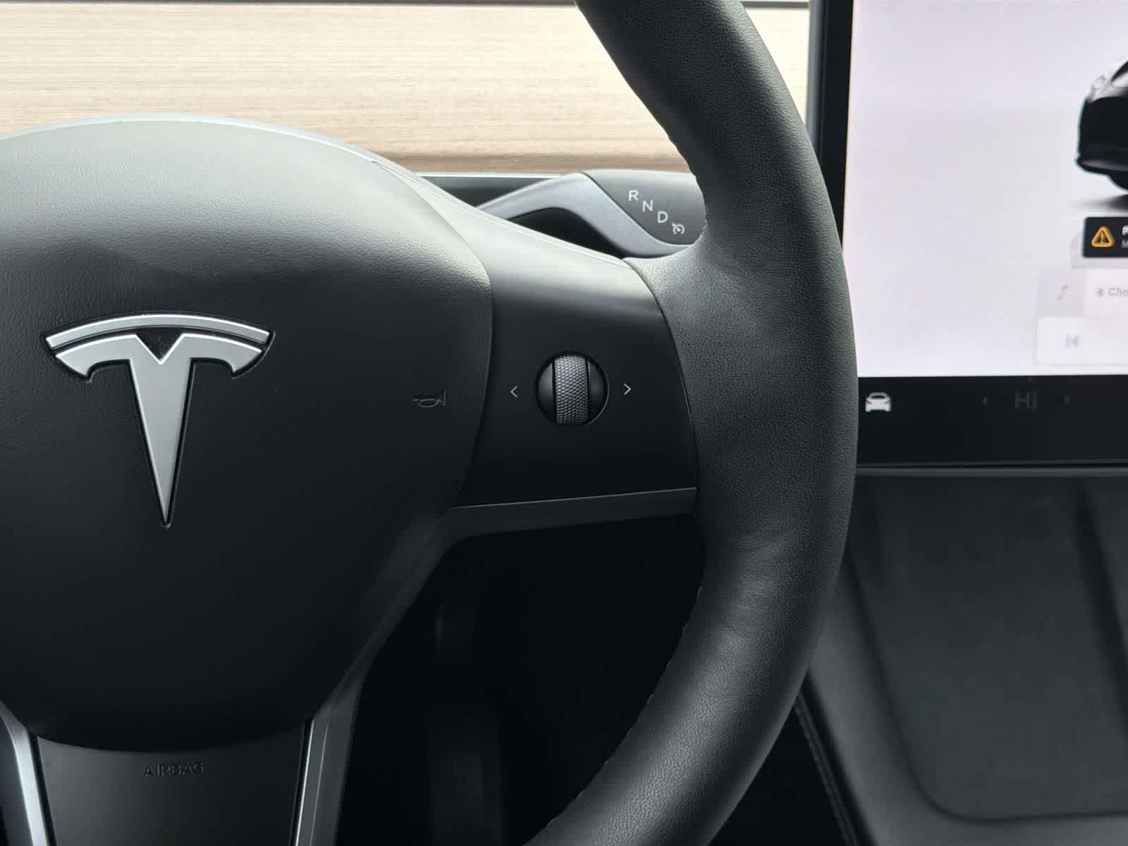 Thumbnail: 2025 Tesla Model Y - 13