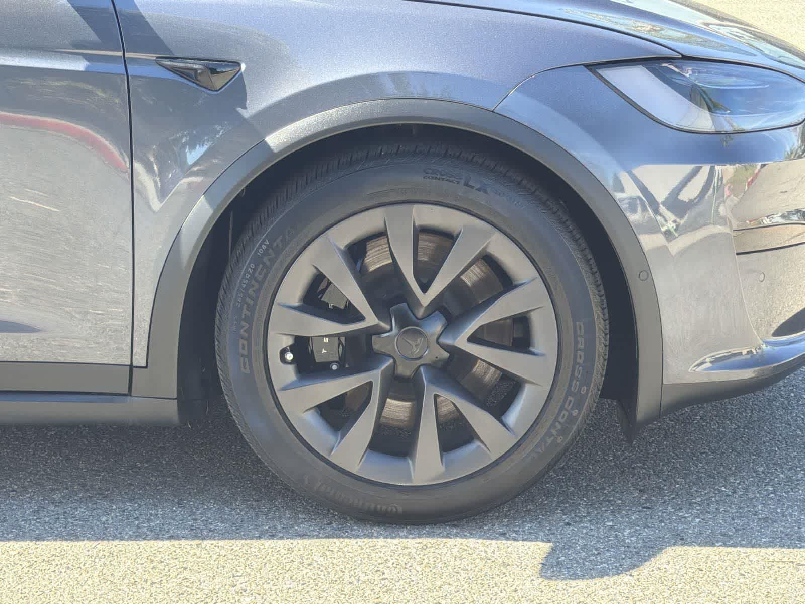 Thumbnail: 2022 Tesla Model X - 37