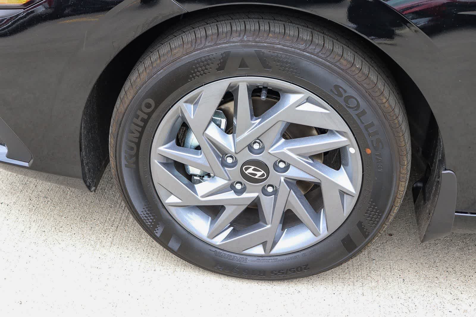 Thumbnail: 2026 Hyundai Elantra - 12