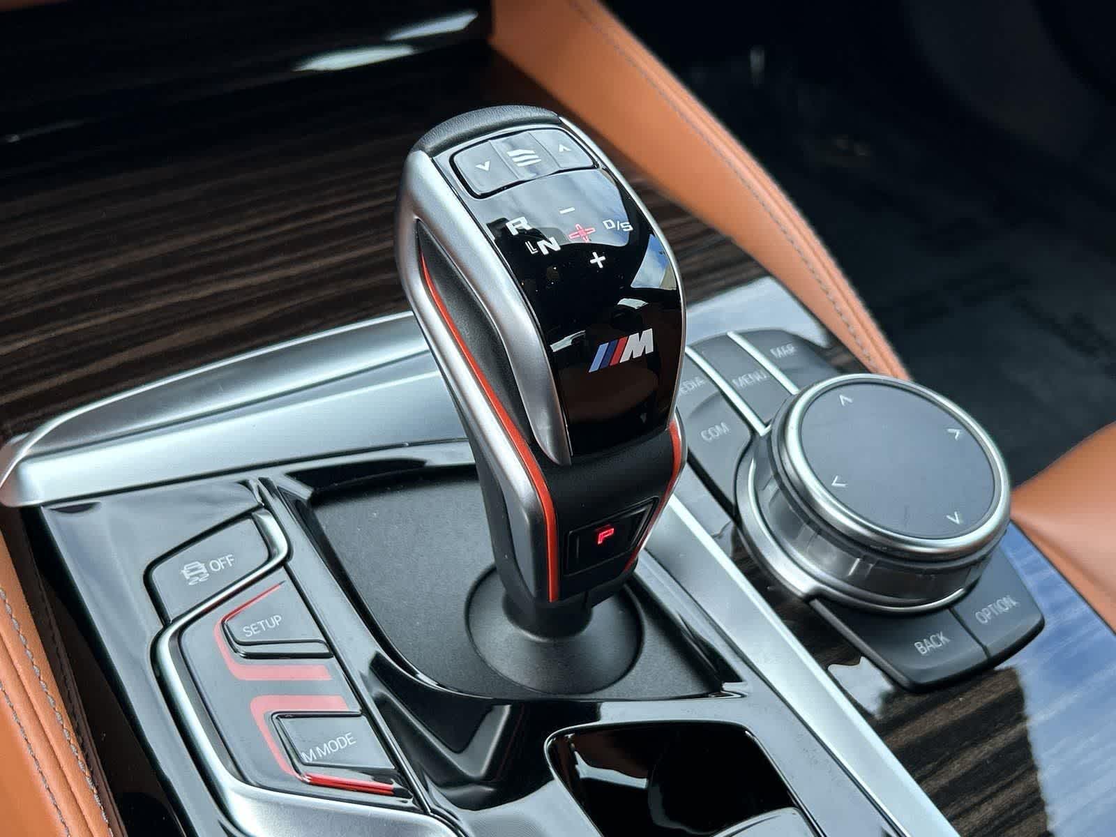 Thumbnail: 2023 BMW M5 - 20