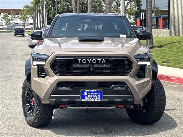 Thumbnail: 2025 Toyota Tacoma - 8