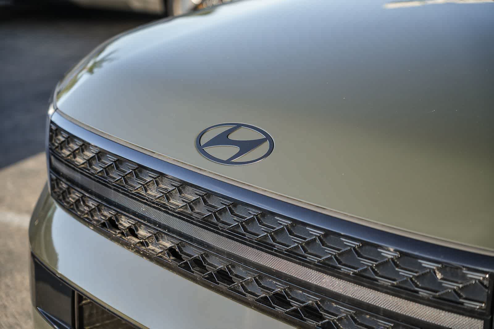 Thumbnail: 2026 Hyundai Santa Fe - 3