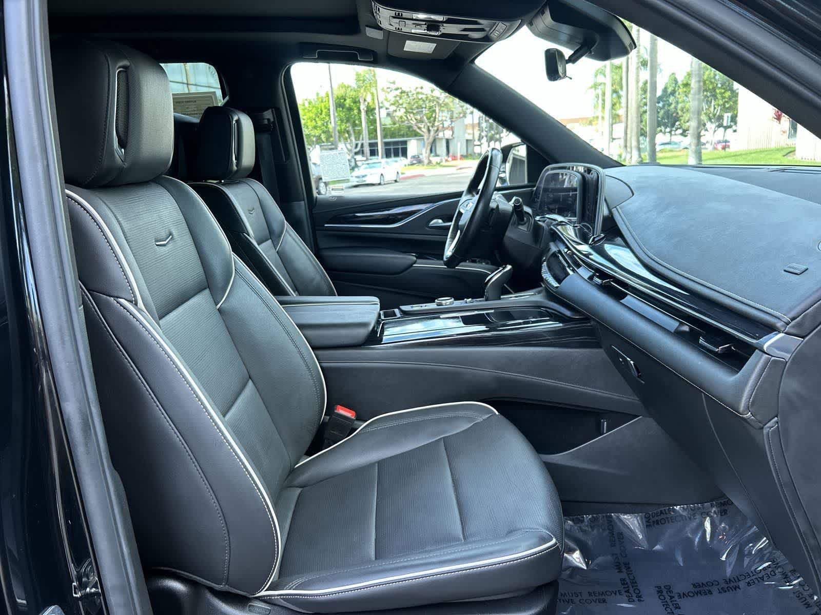 Thumbnail: 2023 Cadillac Escalade - 27