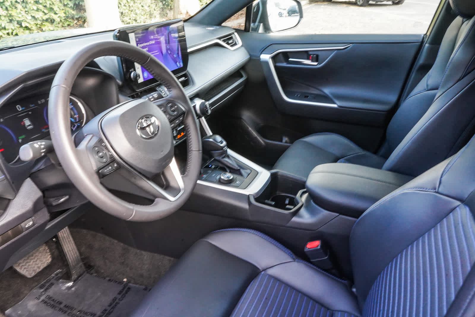 Thumbnail: 2024 Toyota RAV4 - 19