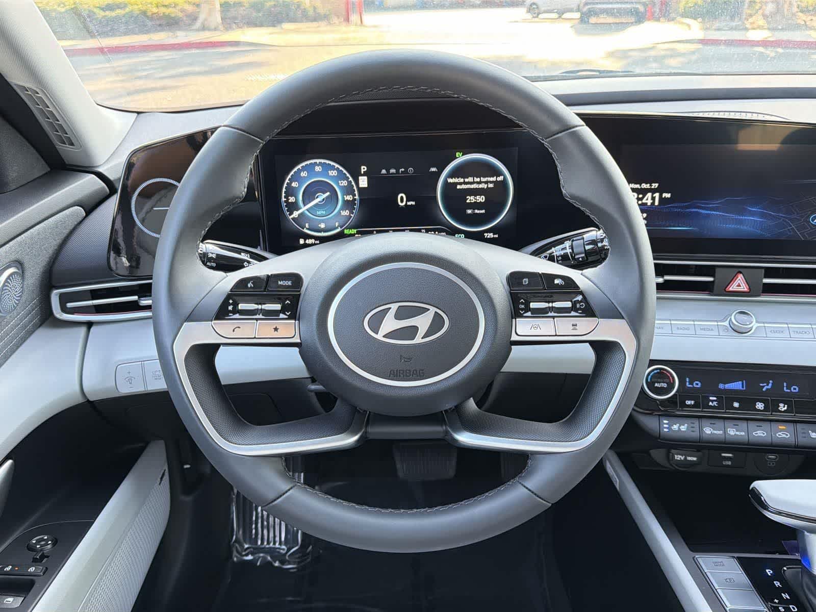 Thumbnail: 2025 Hyundai Elantra - 12