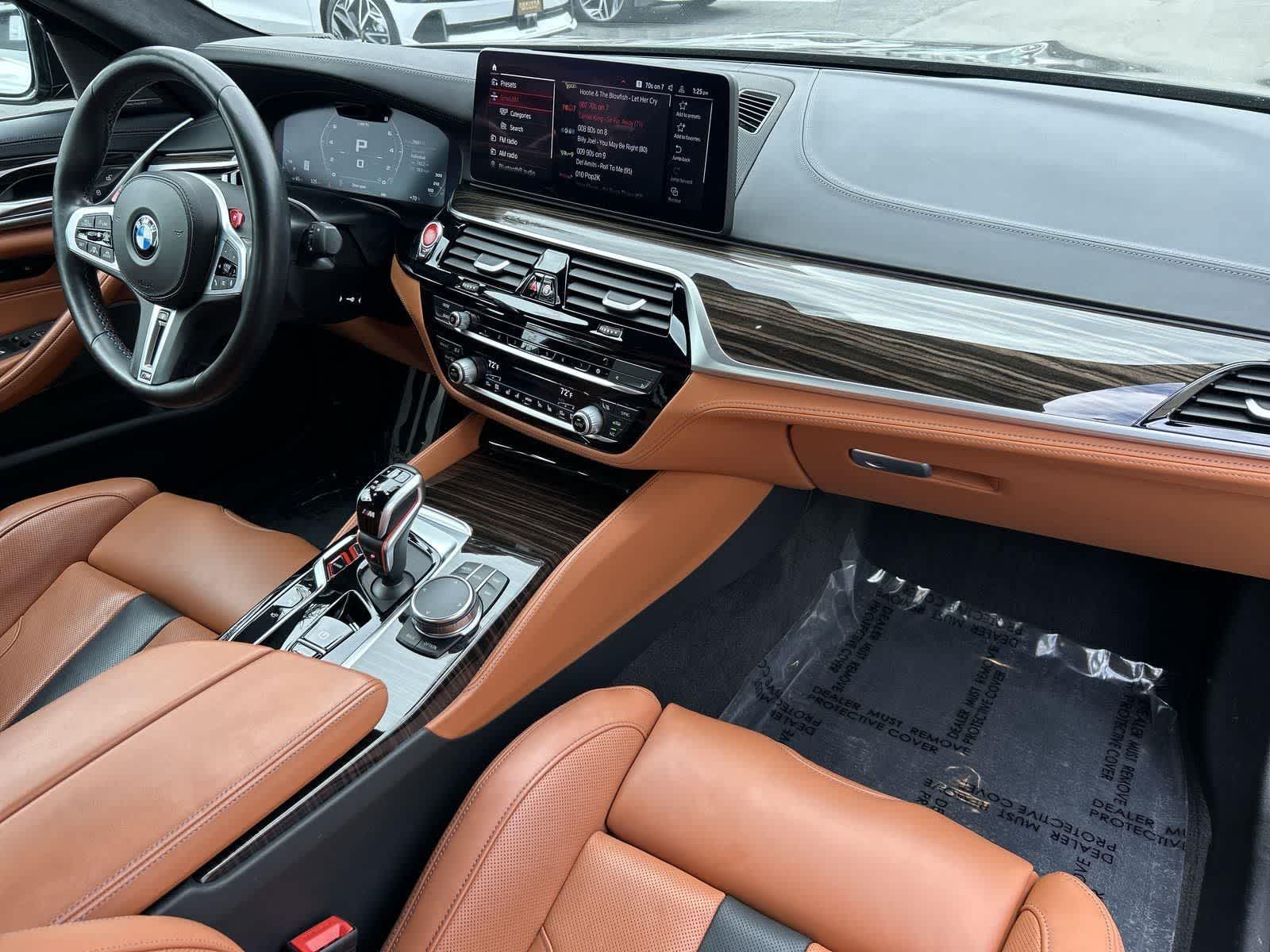 Thumbnail: 2023 BMW M5 - 27