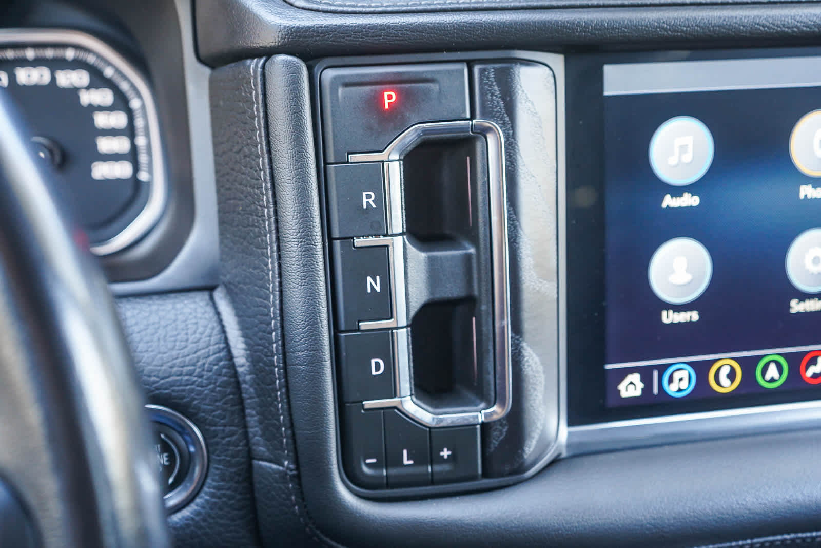Thumbnail: 2021 GMC Yukon - 24