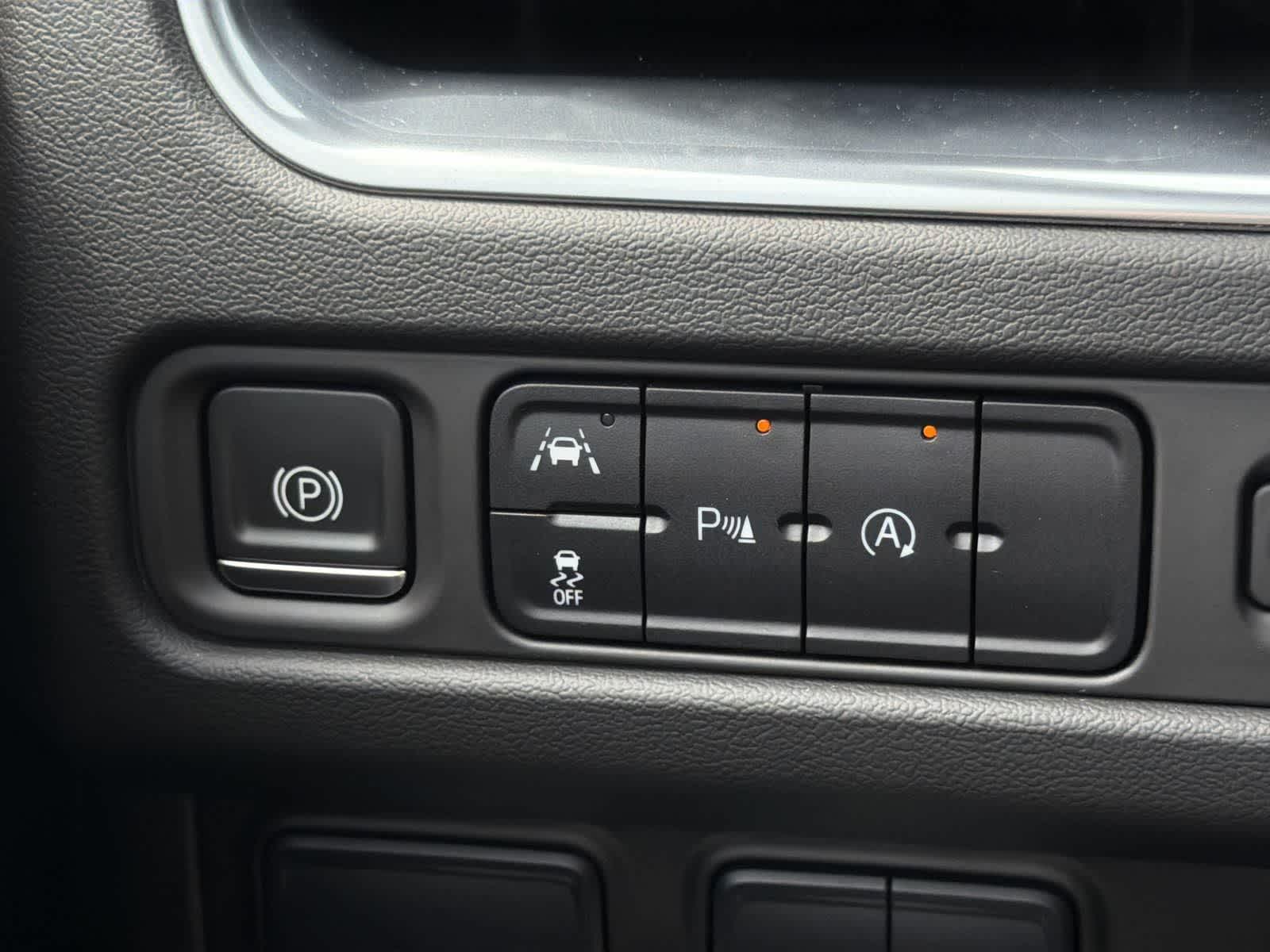 Thumbnail: 2023 GMC Yukon XL - 23